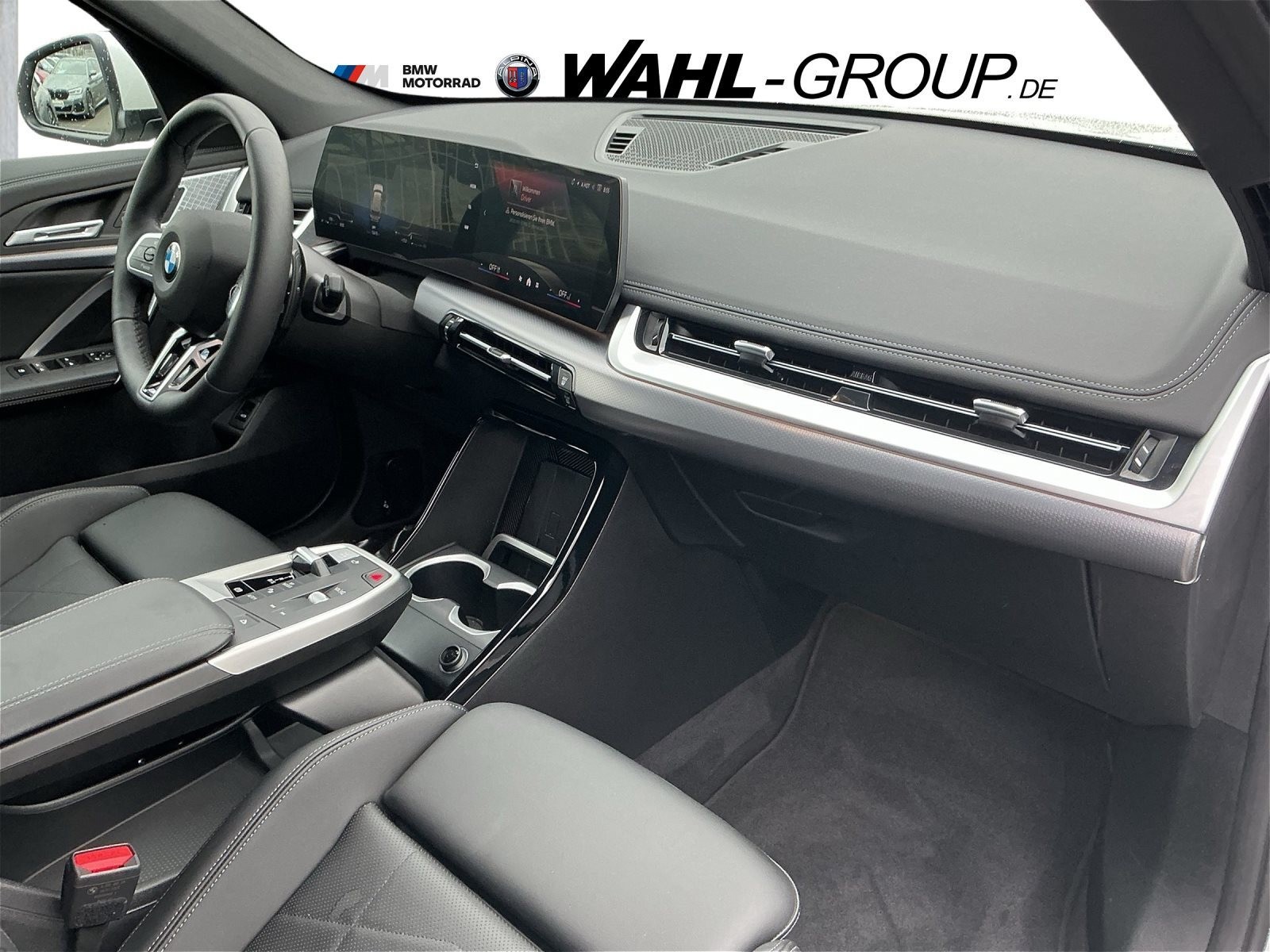 BMW X1 M SPORT NAVI LED AHK PARKASSIST HIFI HK DAB ALARM KOMFORTZG