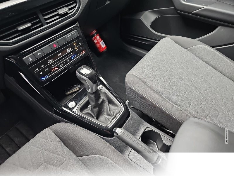 Volkswagen T-Cross 1.0 TSI DSG Life Navi LED ACC Kamera