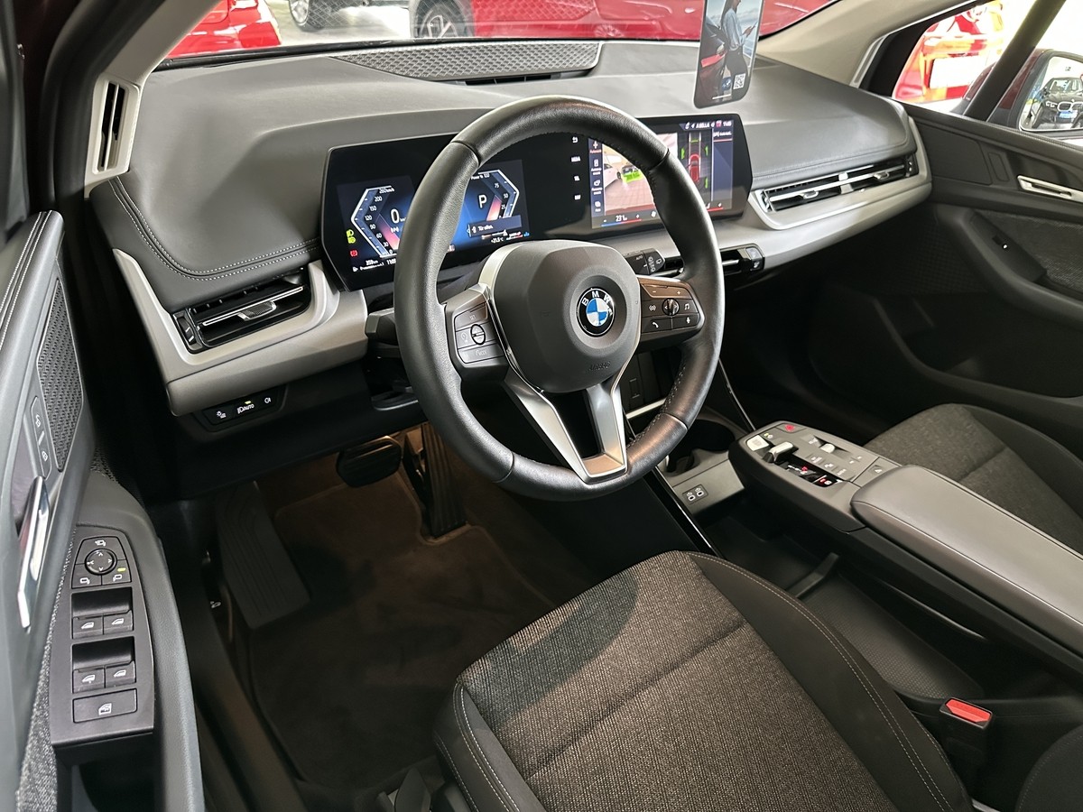 BMW 218 Active TourerAHK ACC  Pano RFK LED
