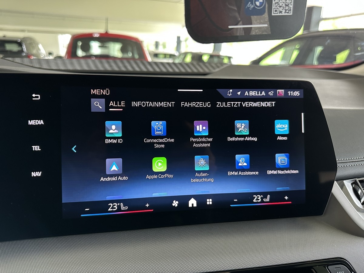 BMW 218 Active TourerAHK ACC  Pano RFK LED