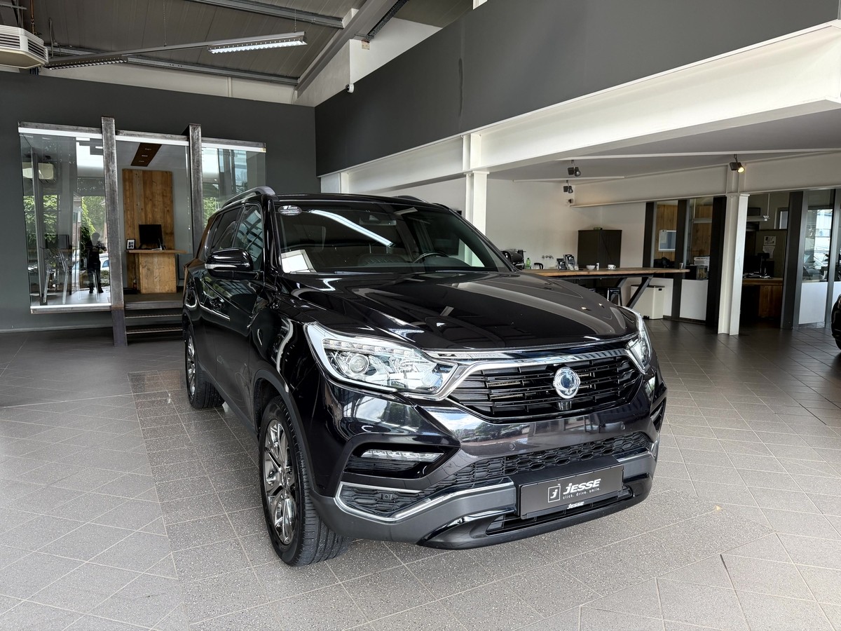 Ssangyong REXTON Crystal R.Cam Navi Temp SHZ
