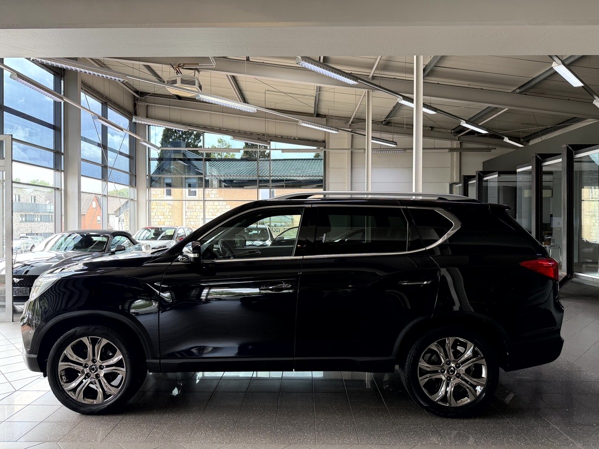 Ssangyong REXTON Crystal R.Cam Navi Temp SHZ