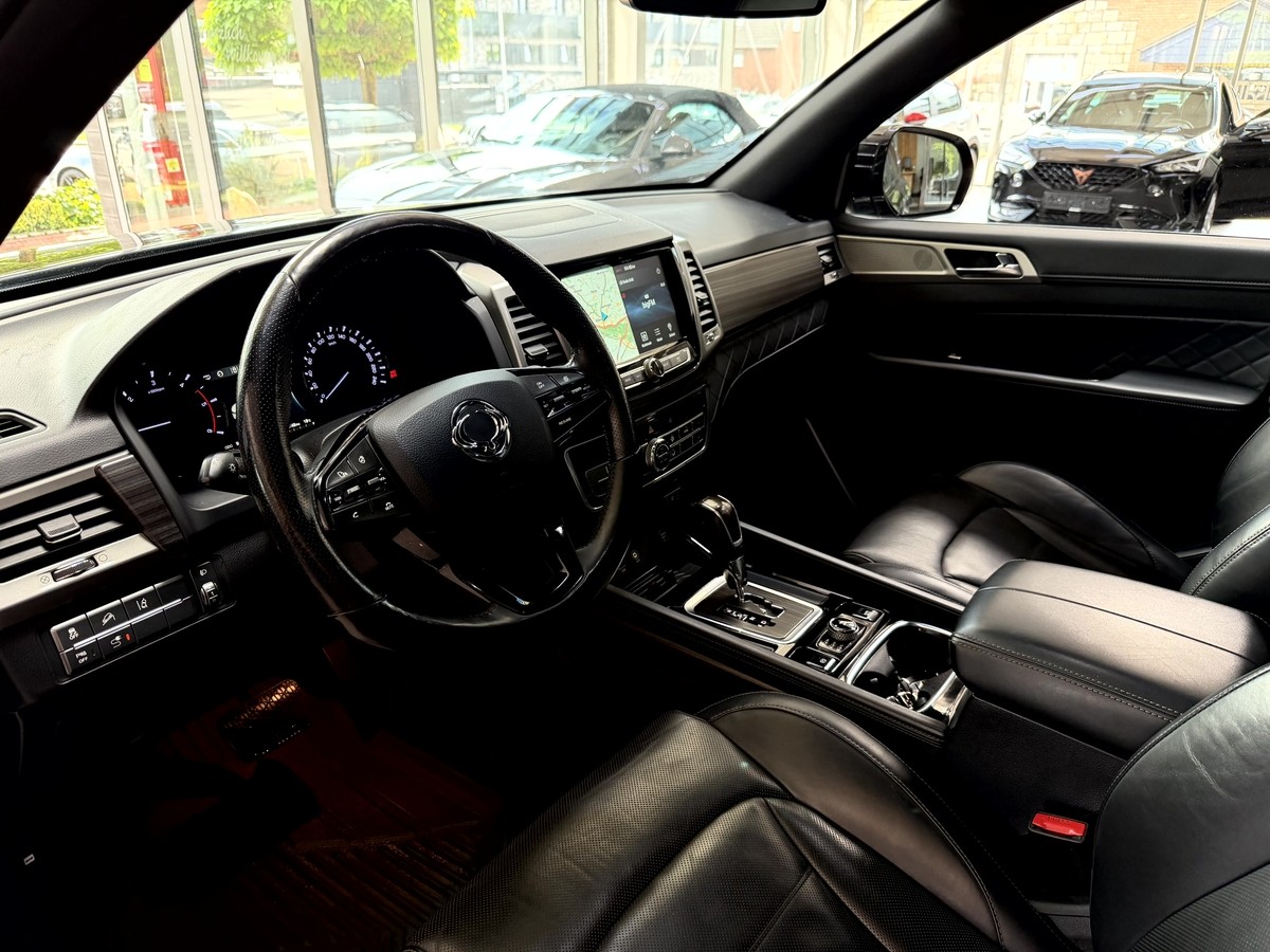 Ssangyong REXTON Crystal R.Cam Navi Temp SHZ