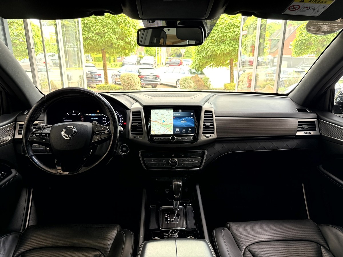 Ssangyong REXTON Crystal R.Cam Navi Temp SHZ