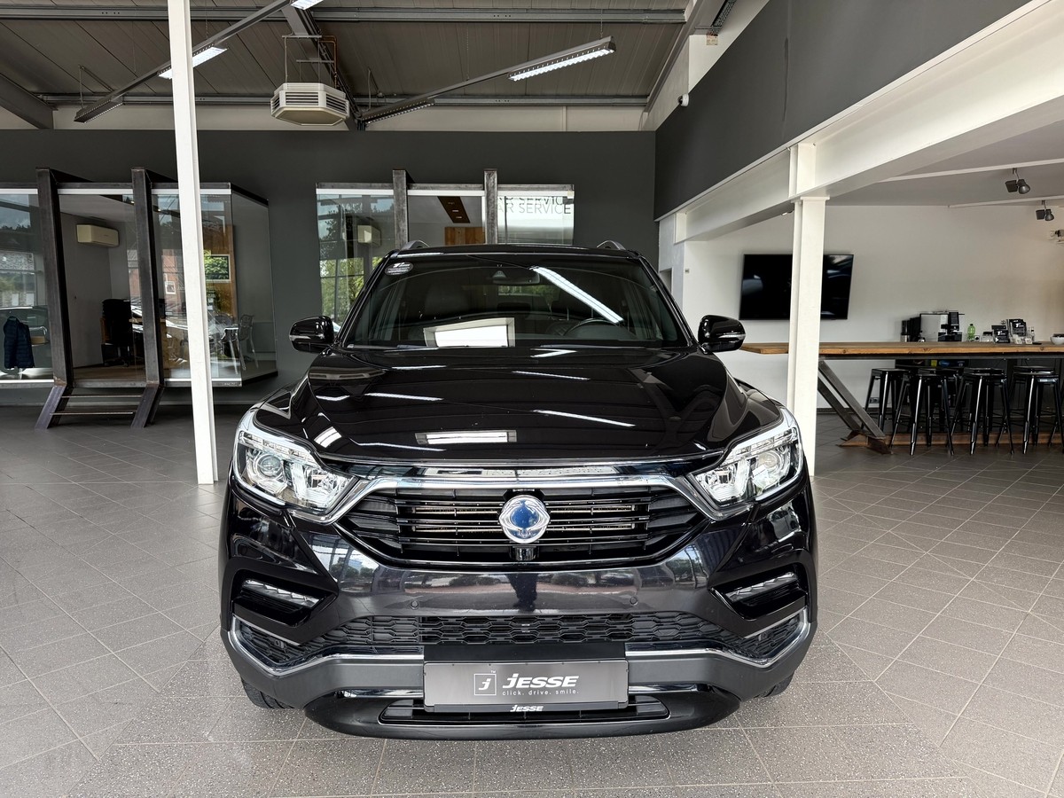 Ssangyong REXTON Crystal R.Cam Navi Temp SHZ