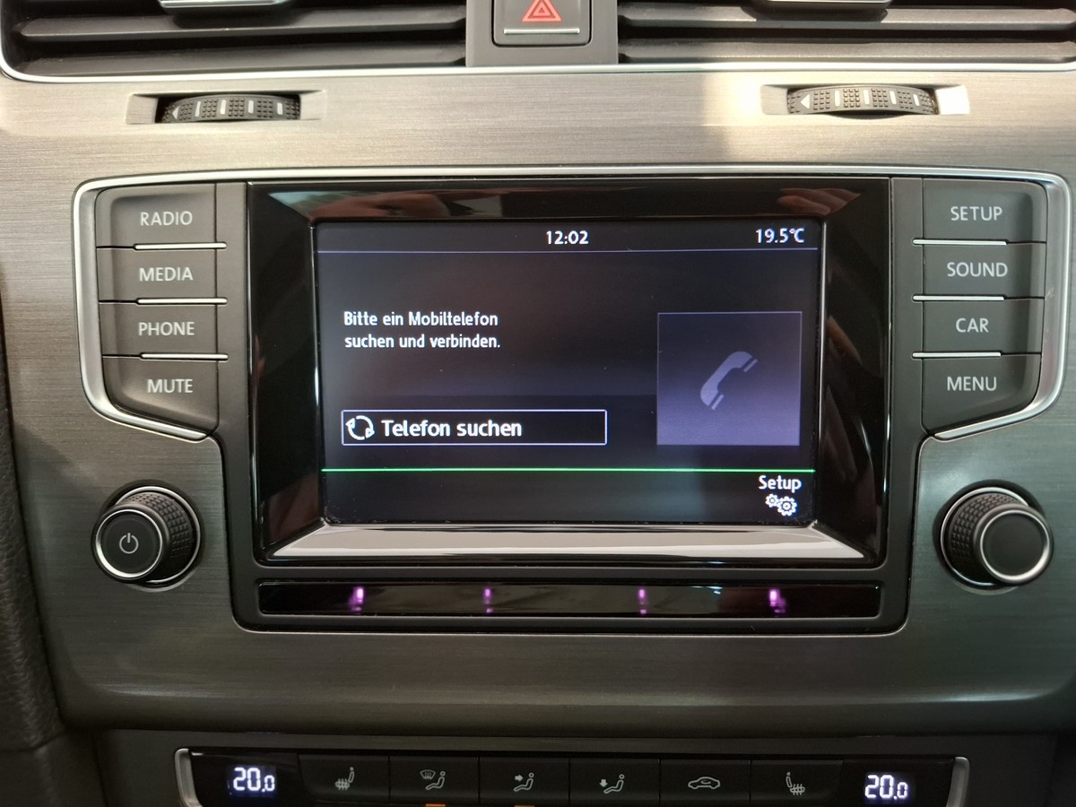 Volkswagen Golf VII 1.6 TDI Life SHZ Dynamic Light