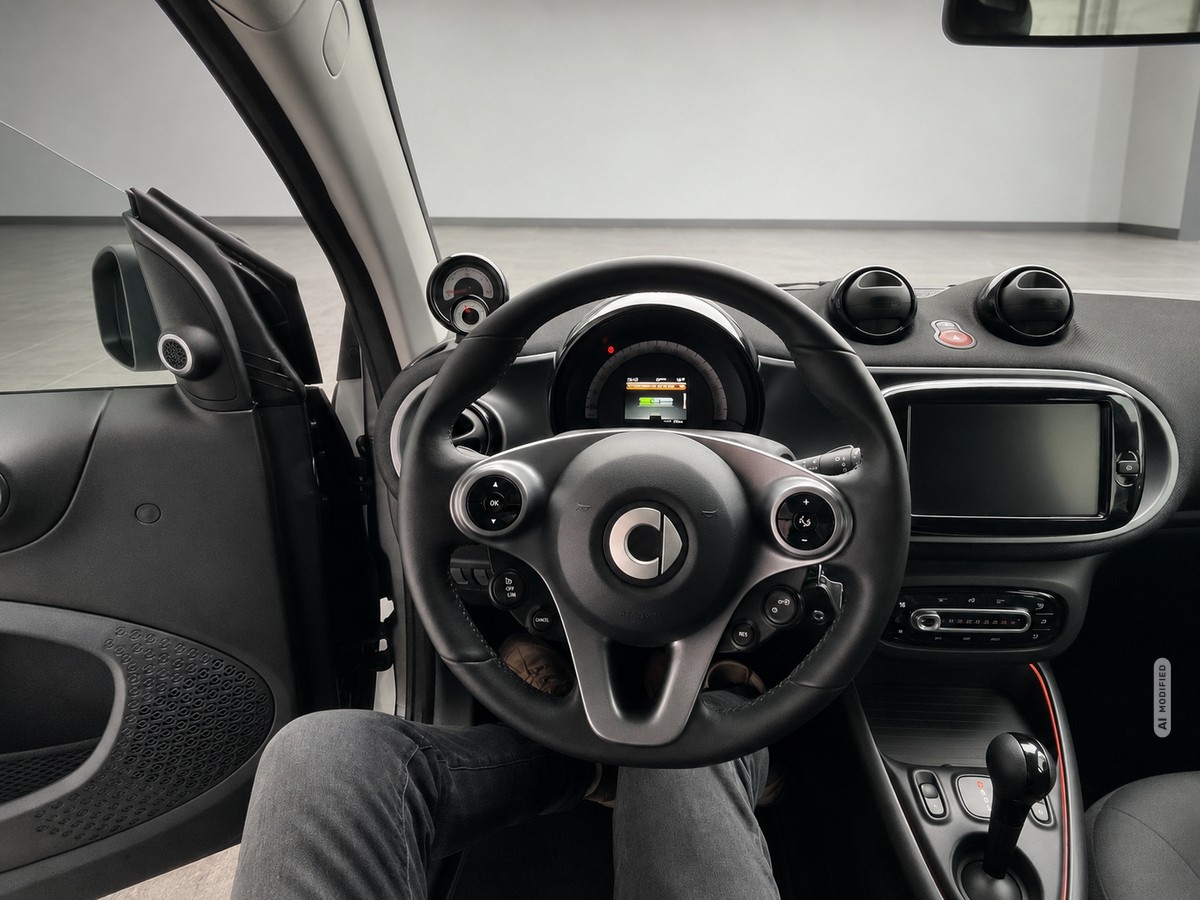 Smart ForTwo EQ cabrio*EXCLUSIVE*JBL*CAM*MEDIA*ALLW*LED*SHZ*