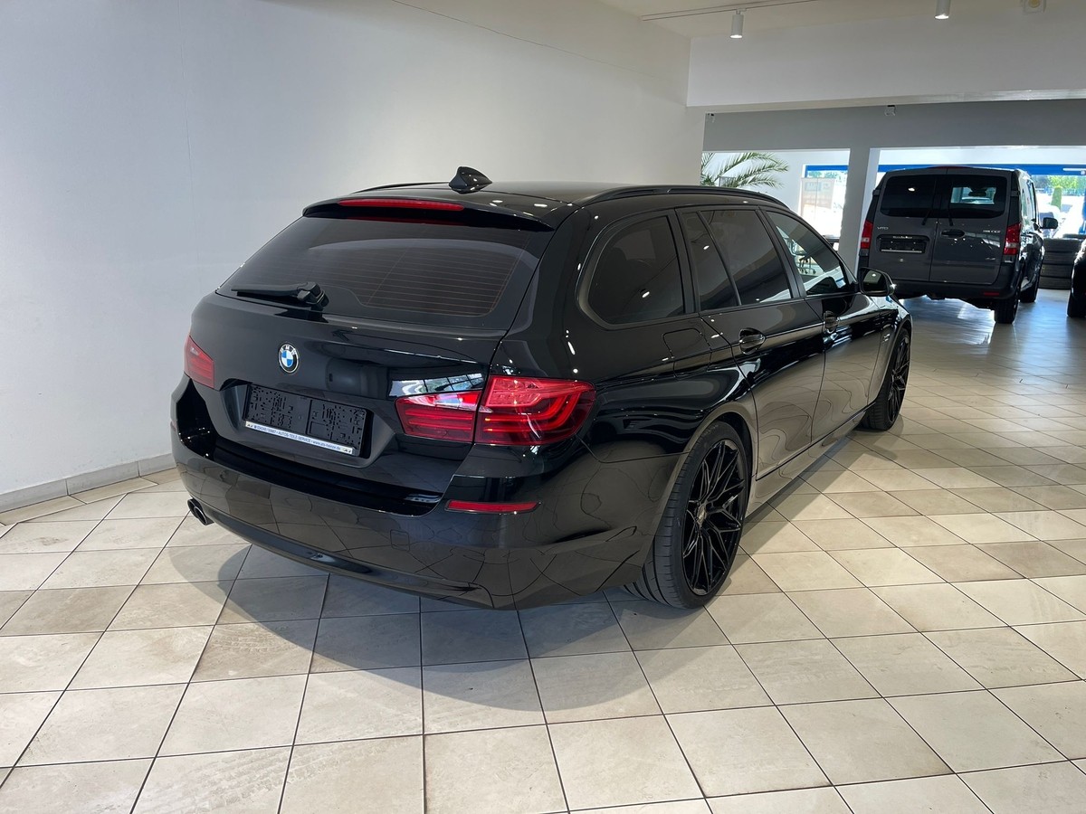 BMW 518 518d Touring Xenon NAVI AHK Leder
