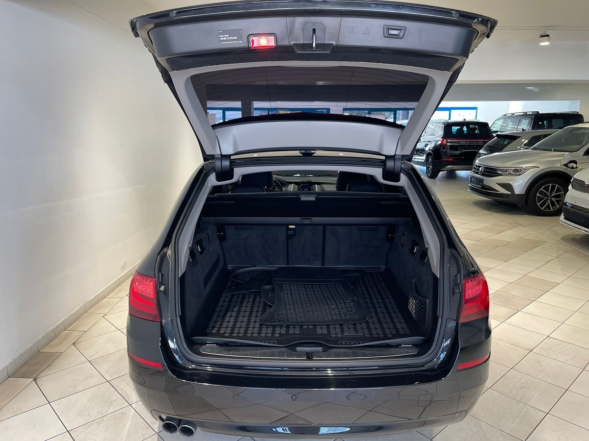 BMW 518 518d Touring Xenon NAVI AHK Leder