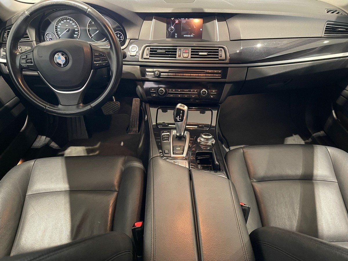 BMW 518 518d Touring Xenon NAVI AHK Leder