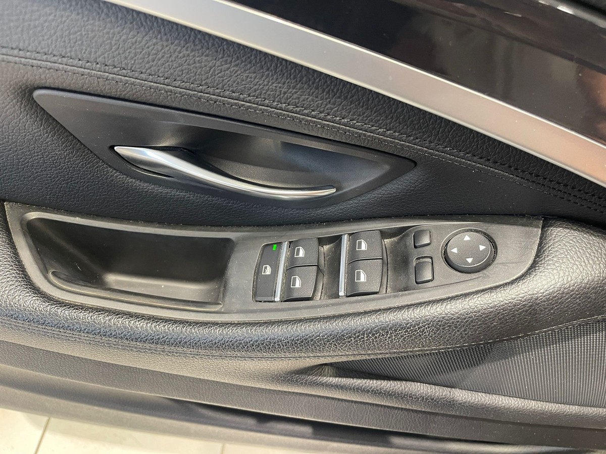 BMW 518 518d Touring Xenon NAVI AHK Leder