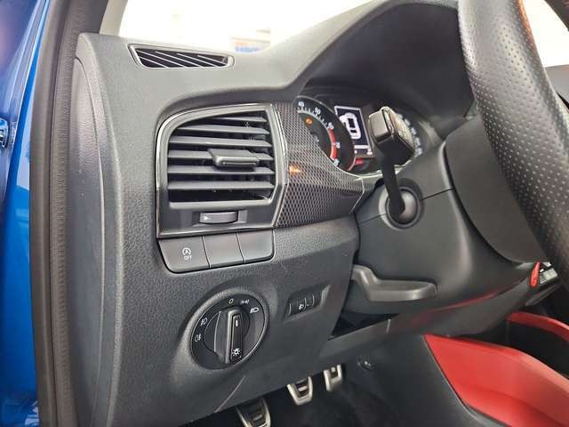 Skoda Fabia 1.2 Monte Carlo KLIMA*PANO*SHZ*USB*SSA