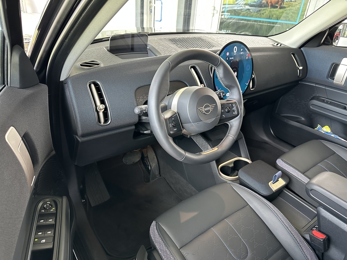 MINI Cooper C Countryman  HUD el Heckklappe Pano LED Kamera 