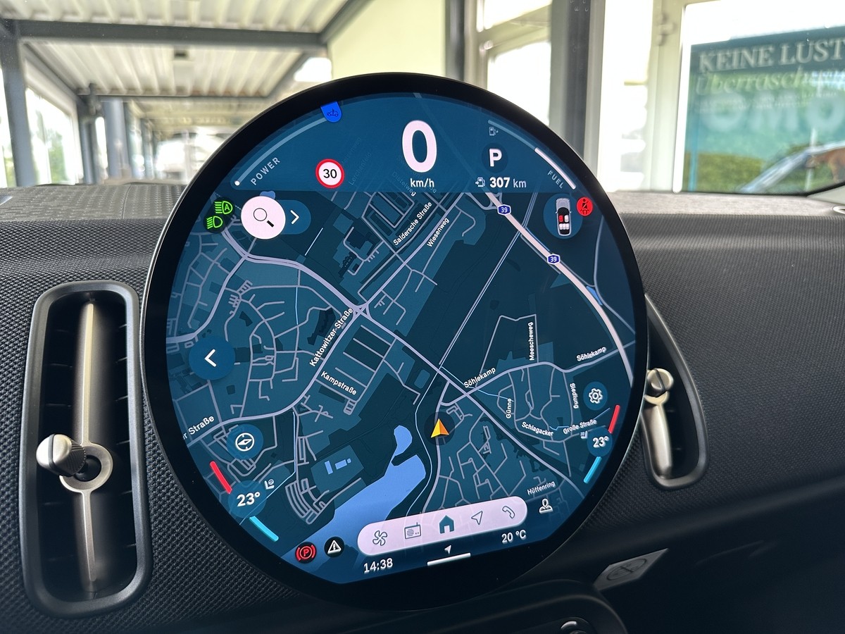 MINI Cooper C Countryman  HUD el Heckklappe Pano LED Kamera 