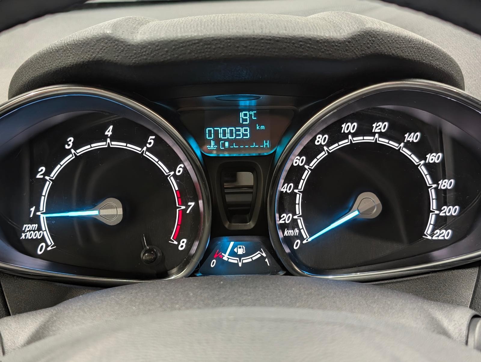 Ford Fiesta SHZ/FSH/BT/USB/LED-TFL