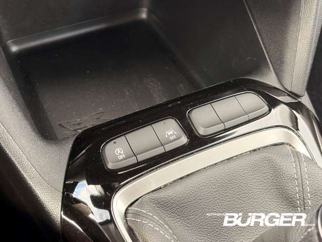 Opel Corsa F LED Tempo Kamera CarPlay PDC Allwetterreifen Alu