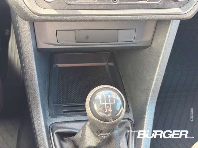 Volkswagen Caddy 2.0 TDI Klima Tempo PDC SitzHZG USB Temp Berganfah