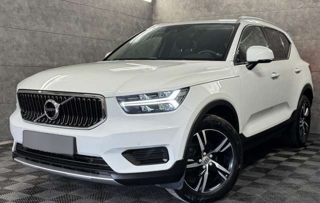 Volvo XC40 T3 Momentum Pro 2WD Aut*Navi*LED*Tempo*Kam* Klima