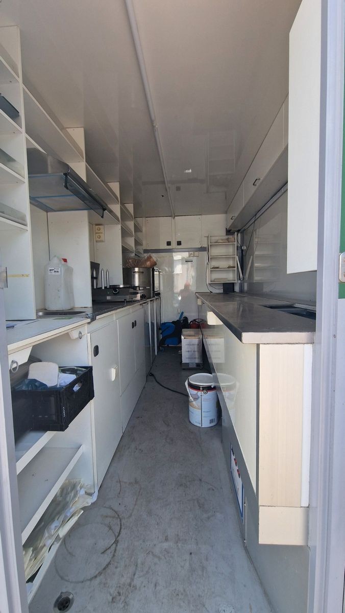 Mercedes-Benz Sprinter II Pritsche FOODTRUCK Verkaufsfahrzeug