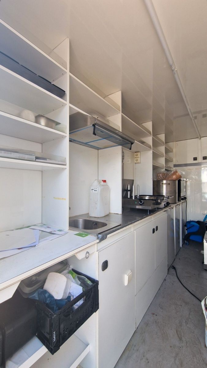 Mercedes-Benz Sprinter II Pritsche FOODTRUCK Verkaufsfahrzeug