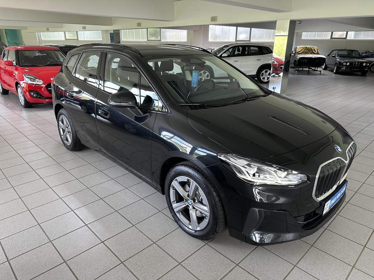 BMW 218 Active Tourer Navi. Sitzhz. Kamera LED AHK PDC CarPlay