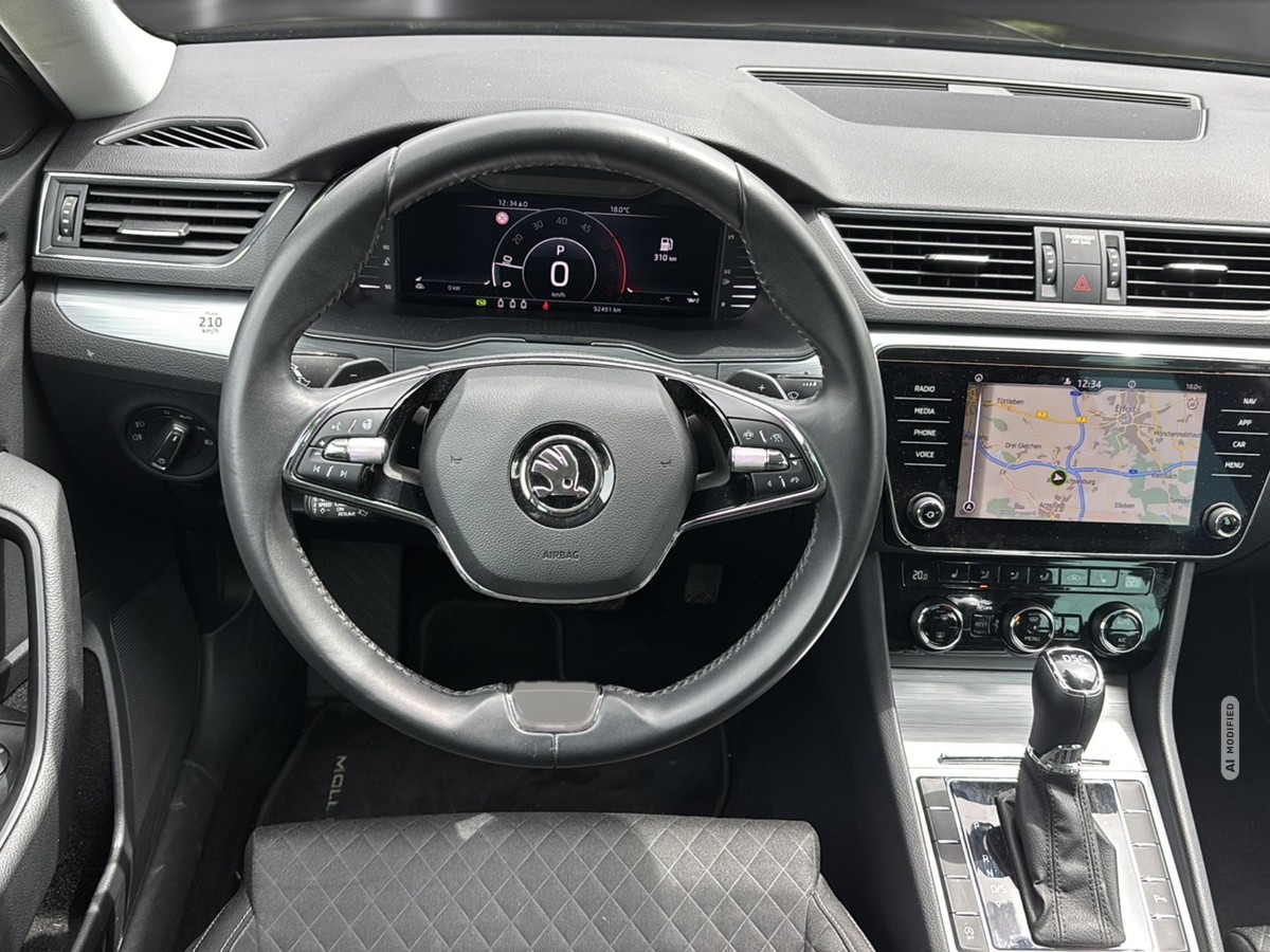 Skoda Superb Combi 2.0 TDI Ambition *LED*SHZ*LRH*NAVI*KLIMA