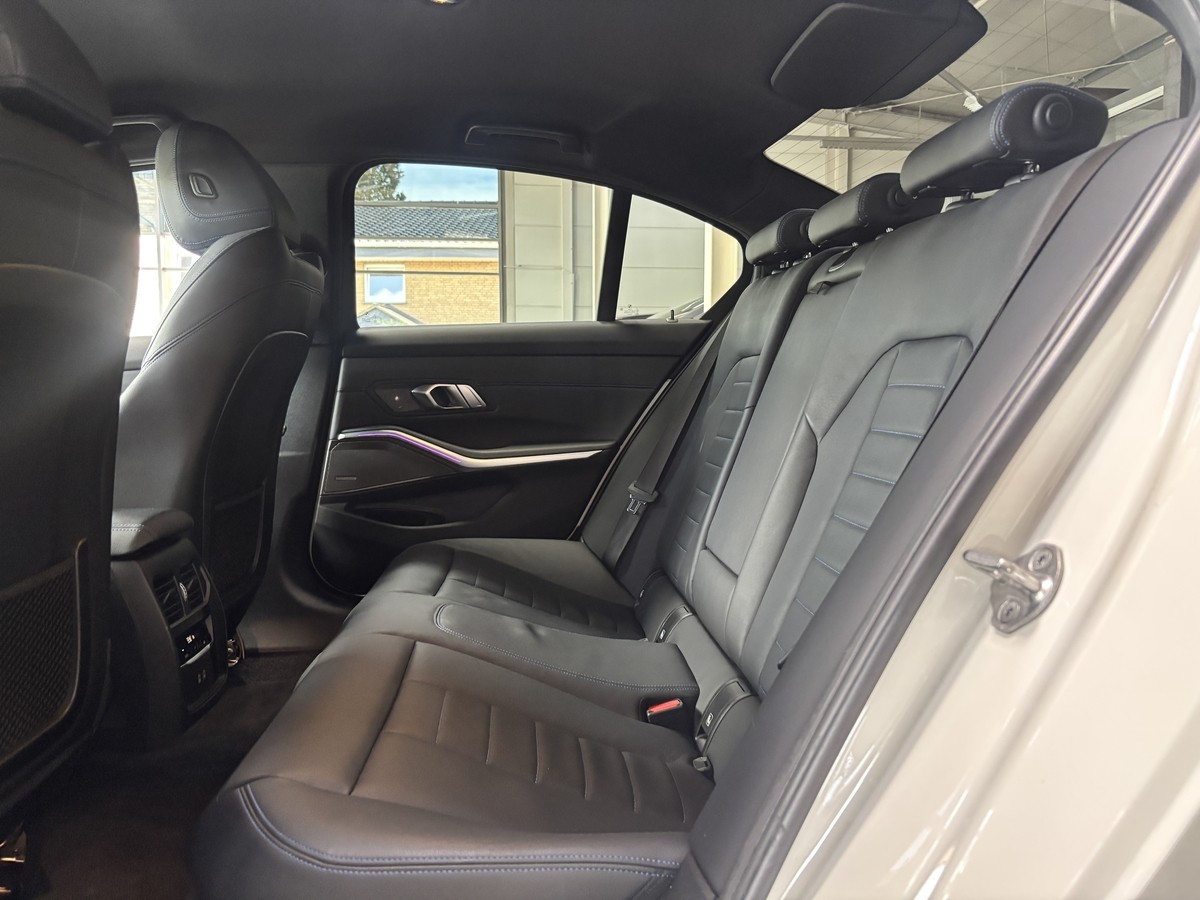 BMW M340d  xDrive Shadow Laser Live Cockpit Pro HUD H&K 