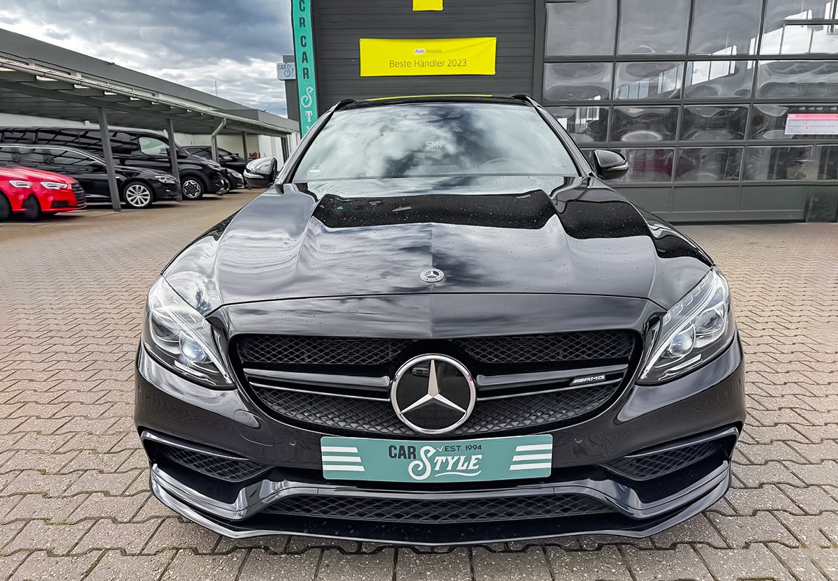 Mercedes-Benz C 63 AMG T LED Panorama HeadUp  Ambiente Comand 