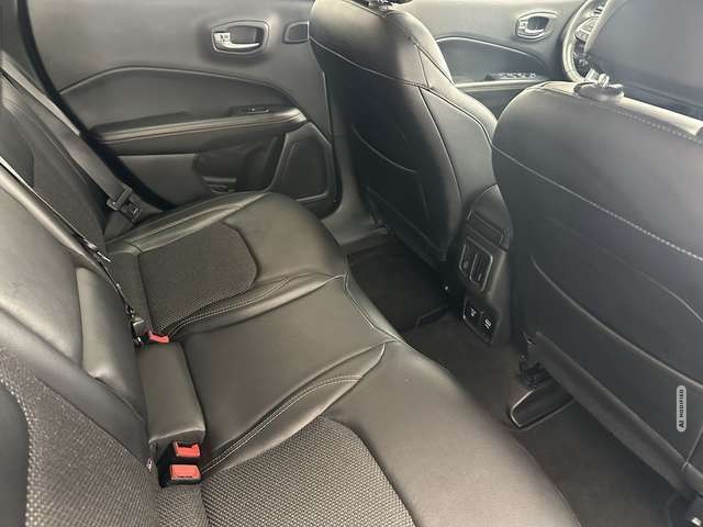 Jeep Compass Opening Edition 4WD 