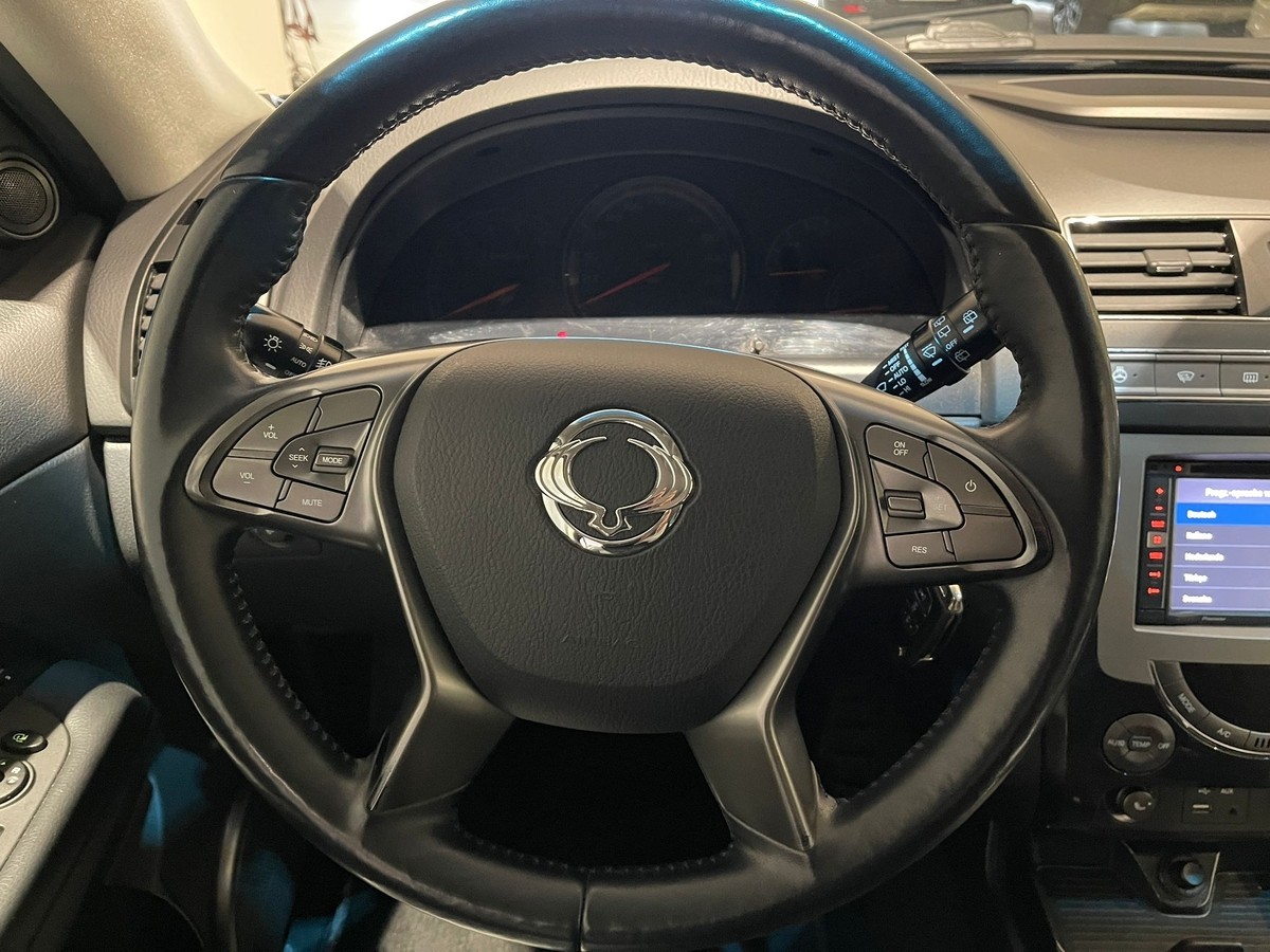 Ssangyong REXTON 2.2 XDi Executive 4WD 7 Sitze