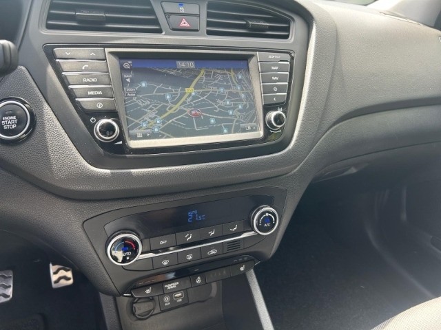 Hyundai i20 Active Style blue 1.0 Navi Apple CarPlay Android Auto Klimaautom SHZ Lenkrad