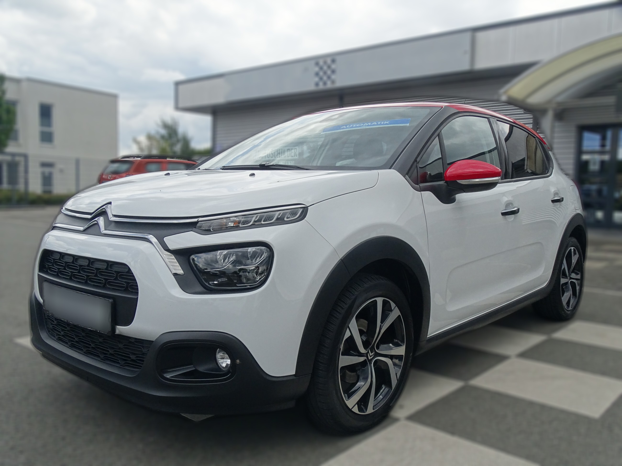 Citroën C3 1.2 Shine /EAT 6 / ALU / NAVI / LED / DAB /BC