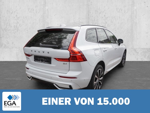 Volvo XC60 Ultimate Dark 2WD HUD Leder Digitales Cockpit Memory Sitze Soundsystem Harm