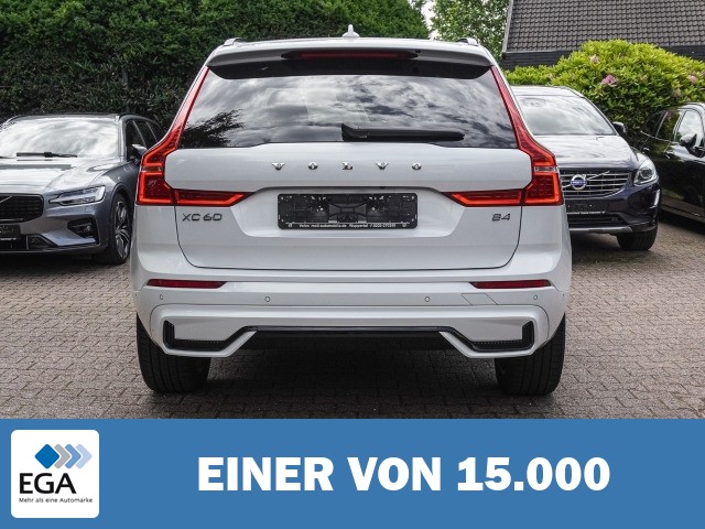 Volvo XC60 Ultimate Dark 2WD HUD Leder Digitales Cockpit Memory Sitze Soundsystem Harm