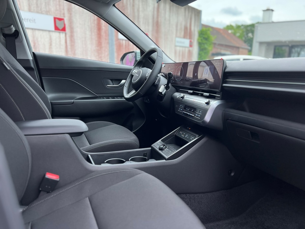 Hyundai KONA Kona 1.6 T-GDI ATM - Navi - R.Kam + PDC 