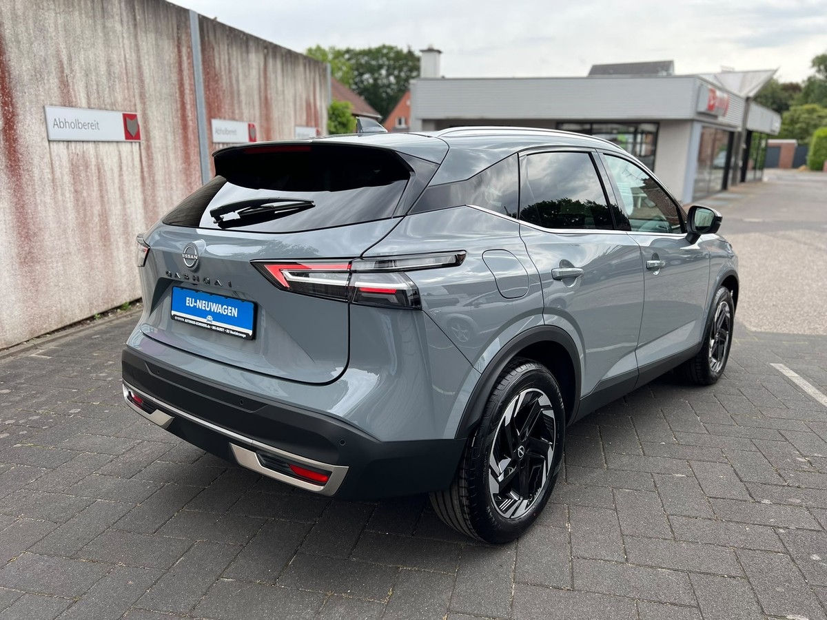 Nissan Qashqai 1.3 DIG-T MHEV N-Connecta - 360°R-Kam - Navi