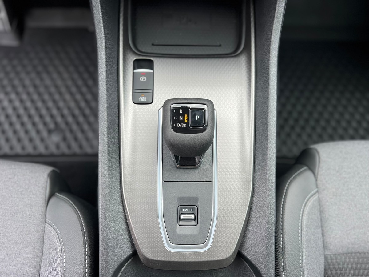 Nissan Qashqai 1.3 DIG-T MHEV N-Connecta - 360°R-Kam - Navi