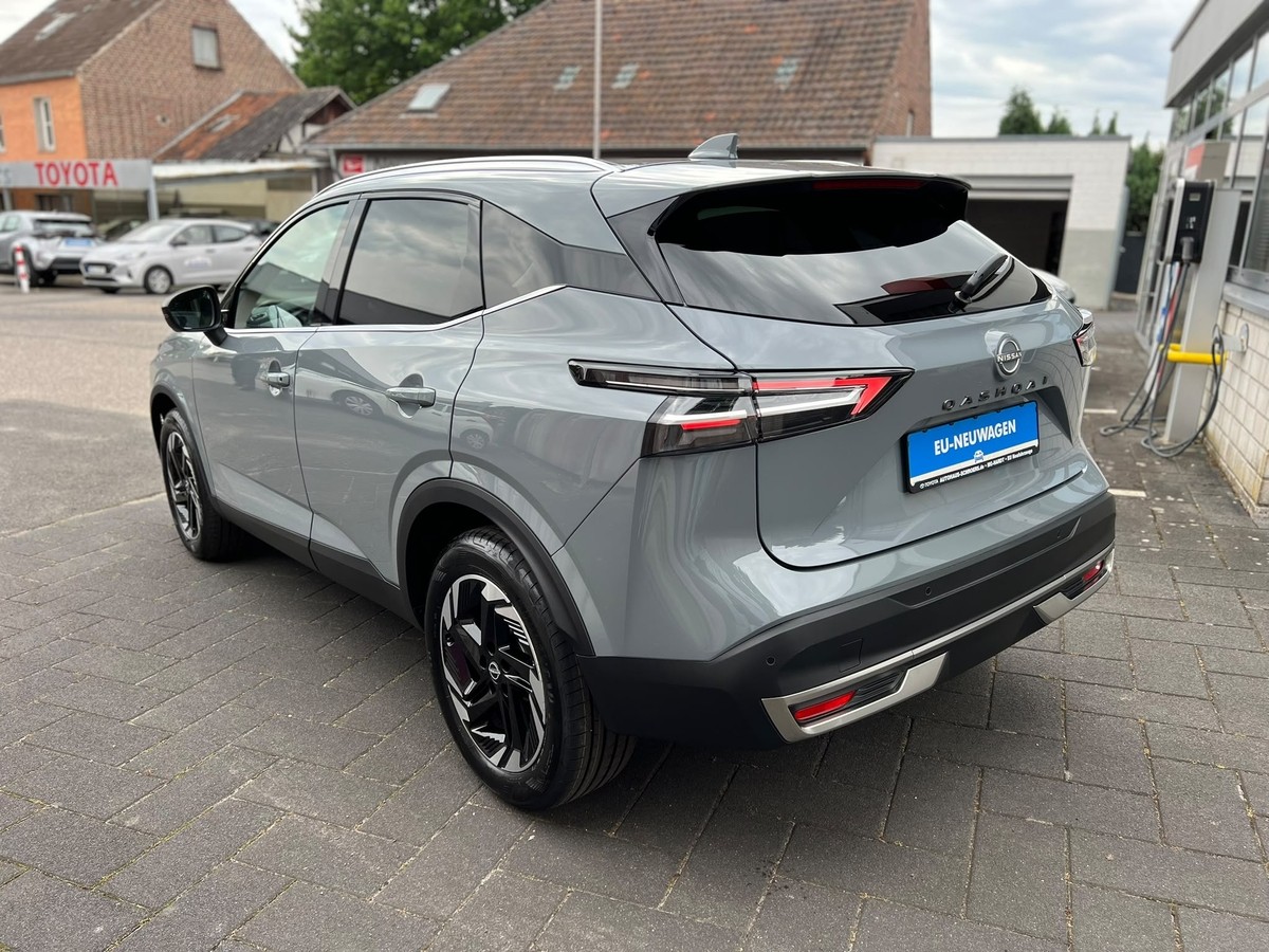 Nissan Qashqai 1.3 DIG-T MHEV N-Connecta - 360°R-Kam - Navi