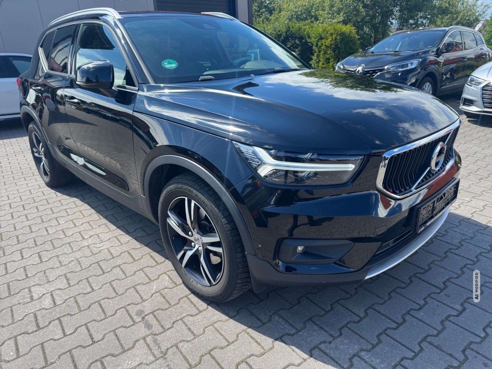 Volvo XC40 XC40 MomentPro AWDLederNavi LED Pano Lane VOLL