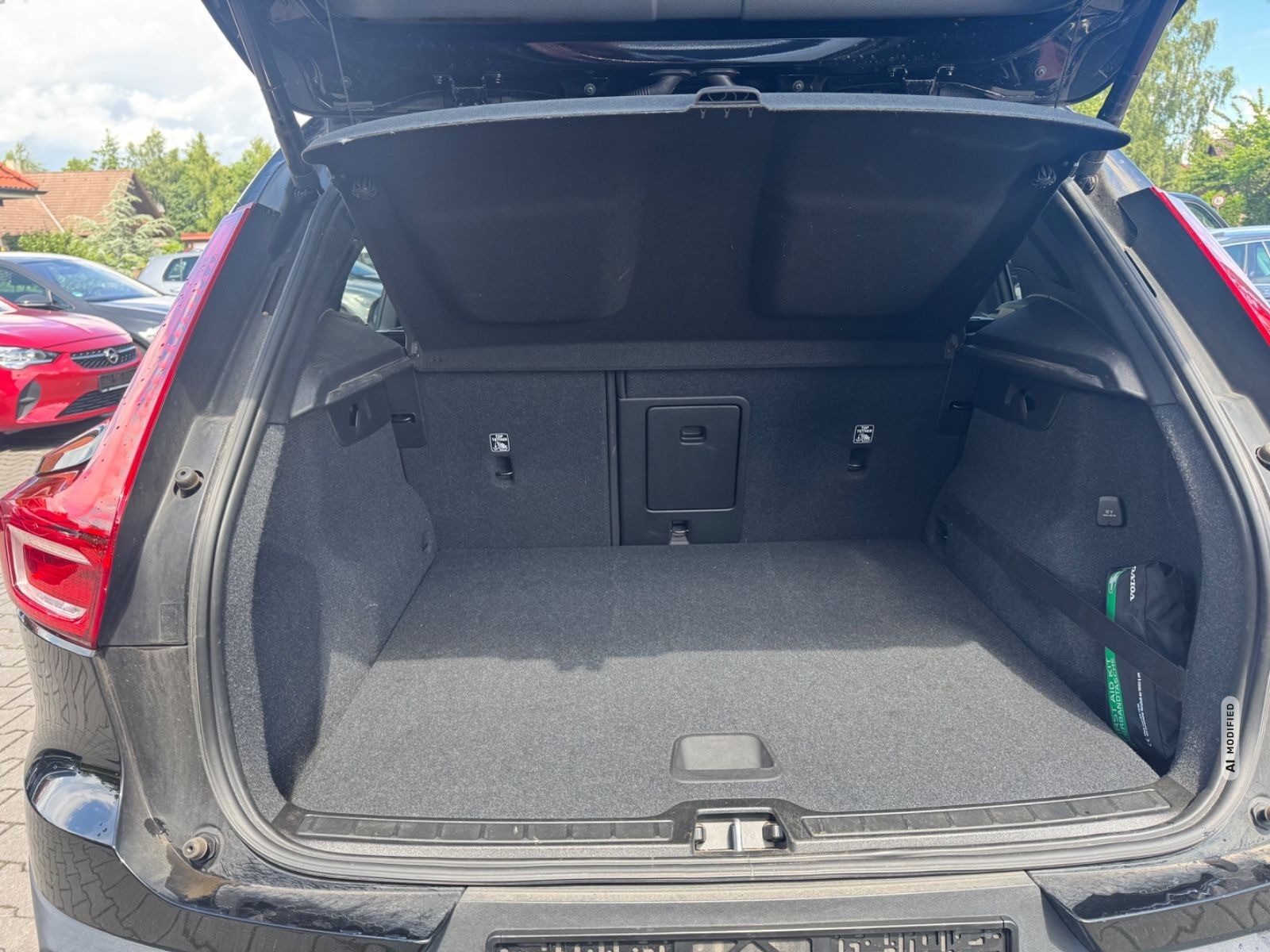 Volvo XC40 XC40 MomentPro AWDLederNavi LED Pano Lane VOLL