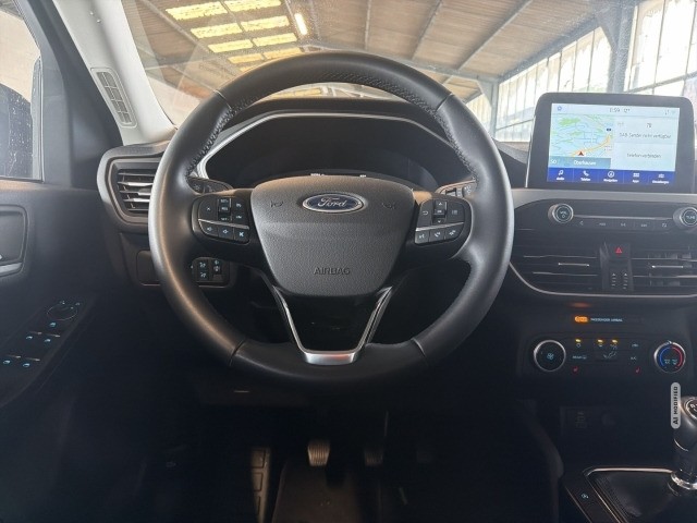 Ford Kuga Cool & Connect 1.5 EcoBoost +LED+PDC+SZH+NAVI+M&S+