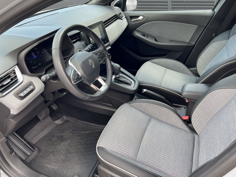 Renault Clio TCe 90 X-Tronic Autom. Techno SHZ+GJR+RFK