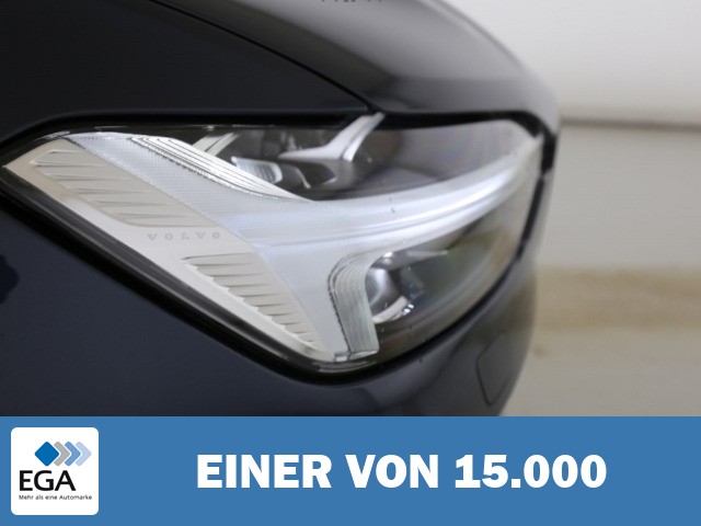 Volvo XC60 Plus Dark Recharge Plug-In Hybrid AWD T8 Twin Engine EU6d AD StandHZG AHK d