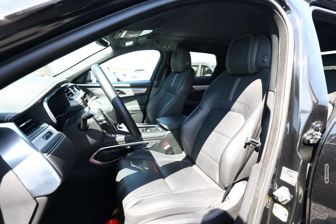 Jaguar F-Pace P250 R-Dynamic S AWD LED Nav KeyL Temp