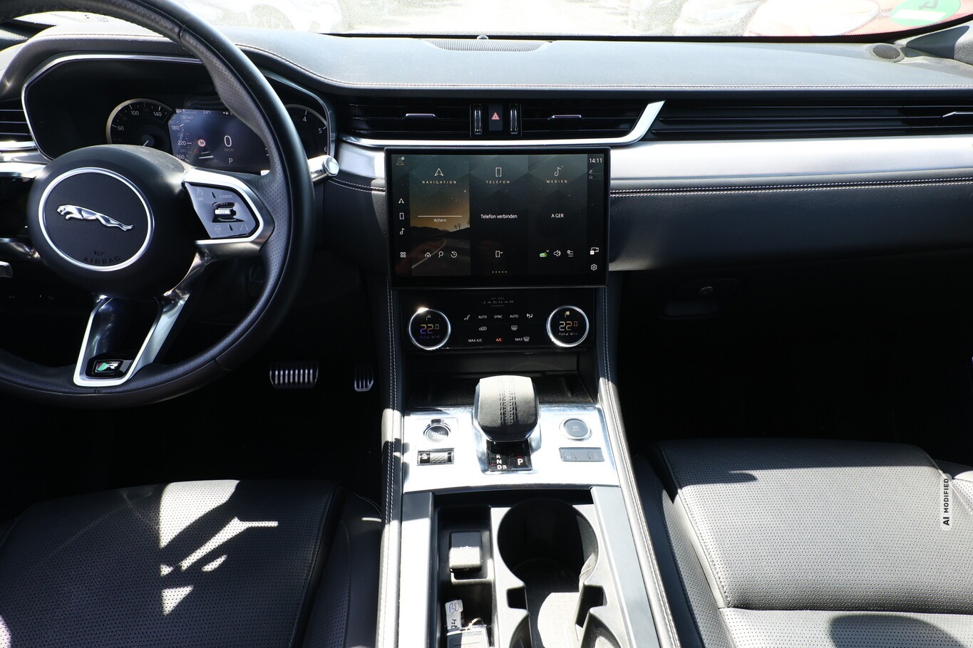 Jaguar F-Pace P250 R-Dynamic S AWD LED Nav KeyL Temp
