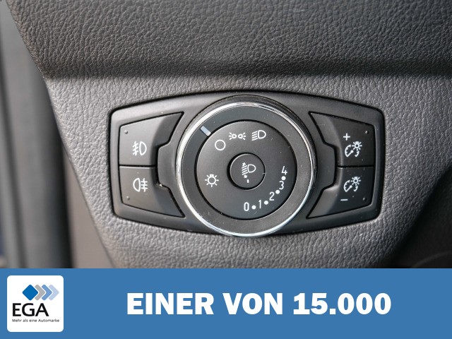 Ford Transit Courier Trend Apple CarPlay Android Auto DAB Notbremsass. Tel.-Vorb. PDC