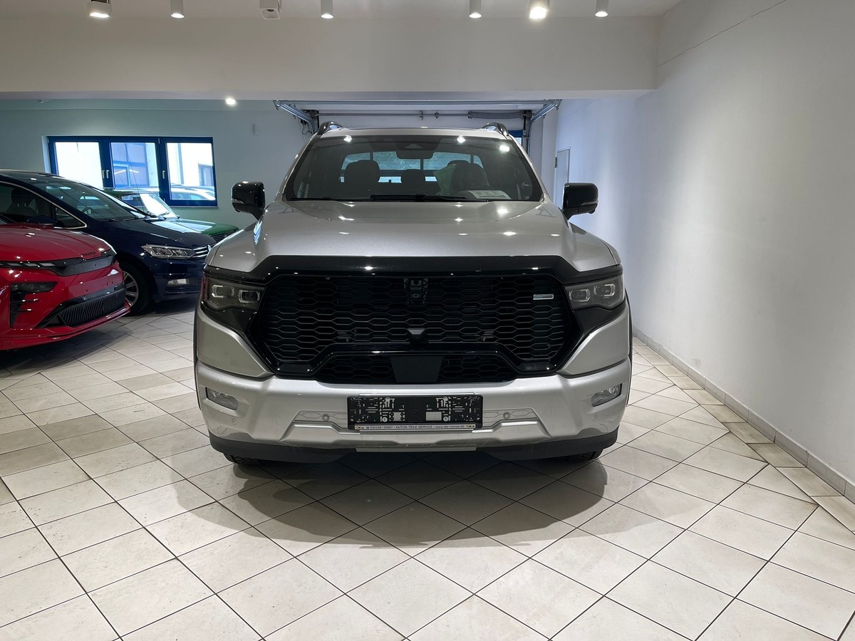 Foton 4 Ultra Black Edition NEU Lagerfahrzeug