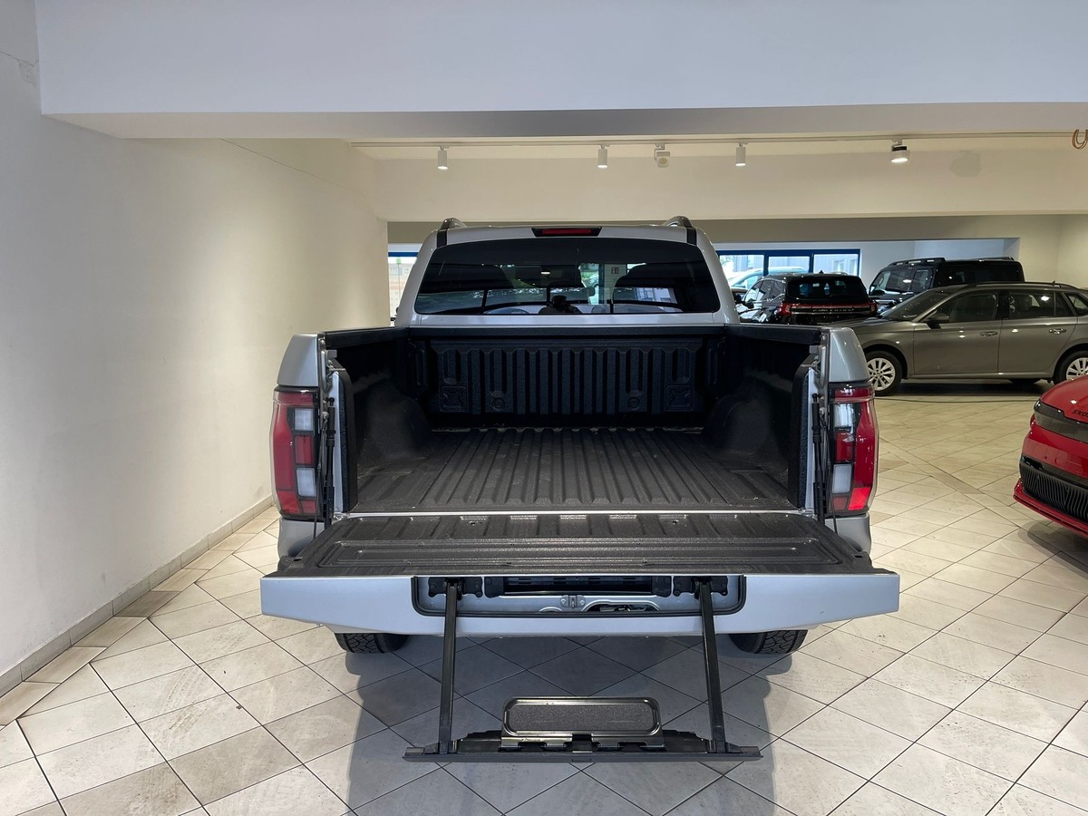 Foton 4 Ultra Black Edition NEU Lagerfahrzeug