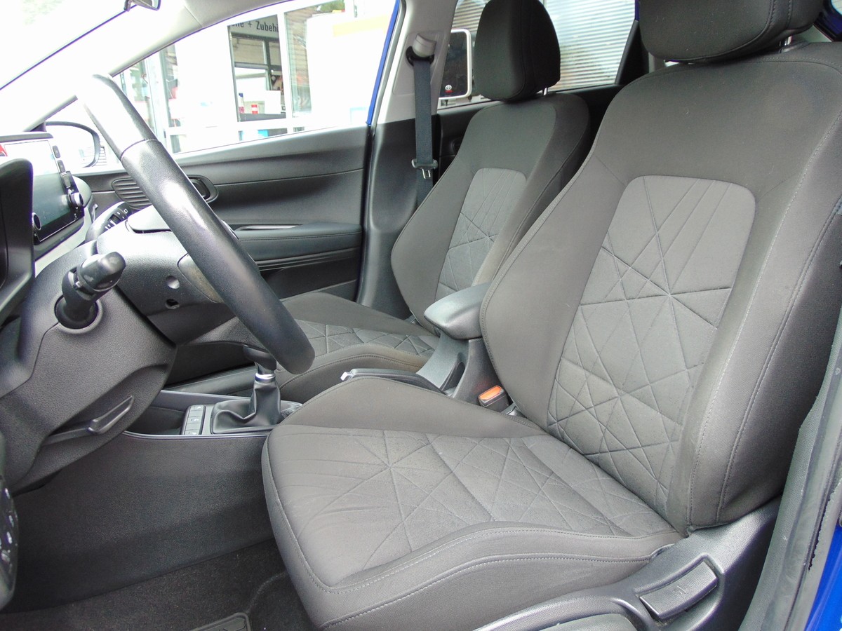 Hyundai Bayon 1.2 Select 2WD Sitzhzg. - R.Kam - PDC - Te.mat - Kl.au
