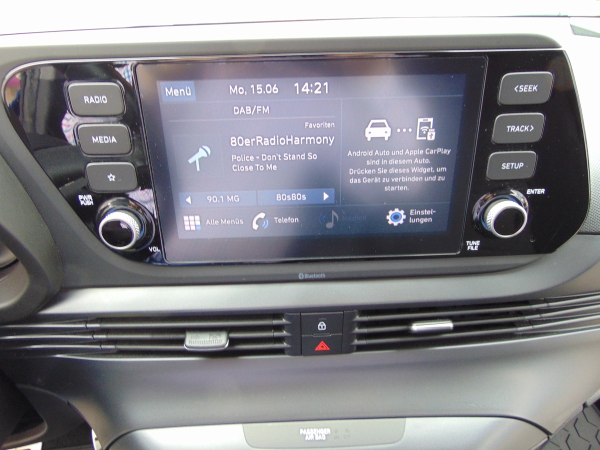 Hyundai Bayon 1.2 Select 2WD Sitzhzg. - R.Kam - PDC - Te.mat - Kl.au
